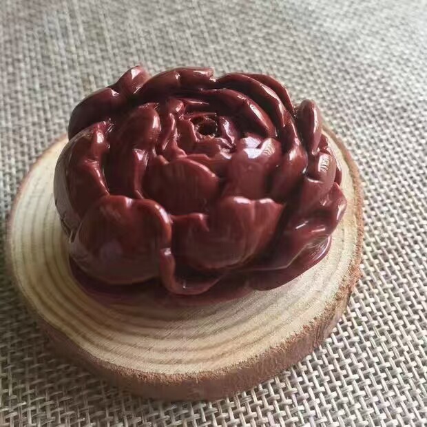 ｛珑心珠宝｝ 观赏 朱红色阿拉善玛瑙莲花香插  可做挂件 手玩