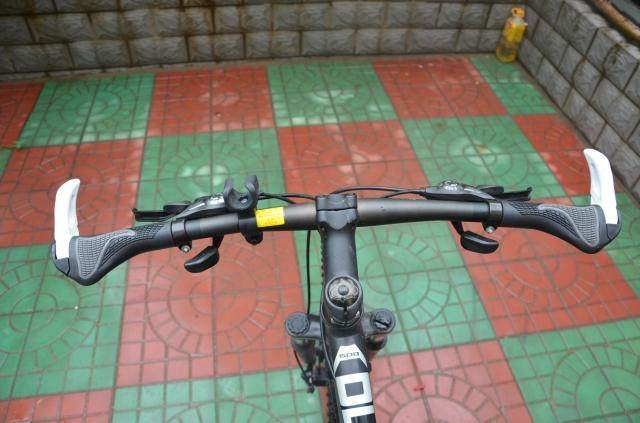 Poignées de vélo - Ref 2352081 Image 3