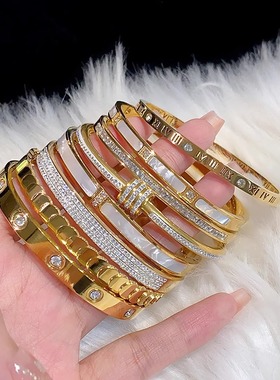 轻奢小众高级感金色钛钢手镯女情侣素圈手镯手环手链不掉色潮饰品