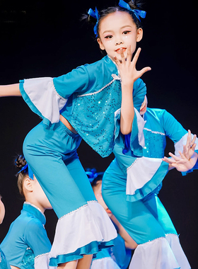 马儿嘟嘟骑舞蹈服儿童粒粒皆辛苦盘中餐表演服装元旦踩水舞演出服