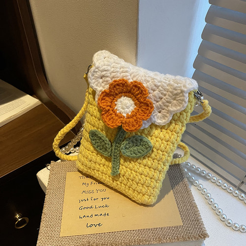 简单好学，能放手机，可爱百搭