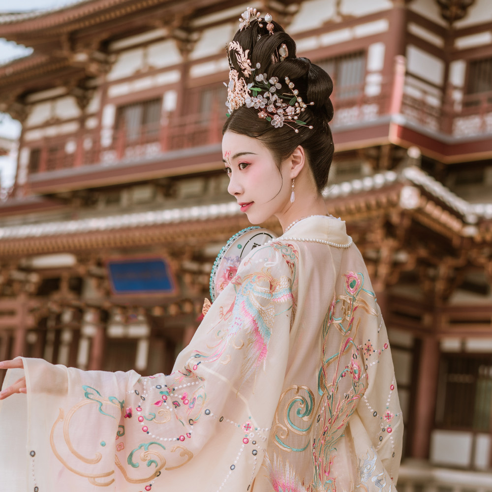 【醉梦星河】汉服现货！梵花飞鸾 蜜合色 大袖衫|ruв категории Женская одежда, костюм/национальная одежда/театр костюм, 汉服 - от Buy2taobao.com для оказания профессиональной услуги покупки агента Taobao