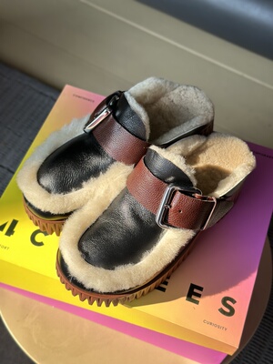 4CCCCEES Pia Amber厚底羊皮羊毛拖鞋