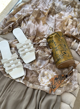 章海燕 真丝印花荷叶领七分袖绑带上衣 度假休闲气质优雅