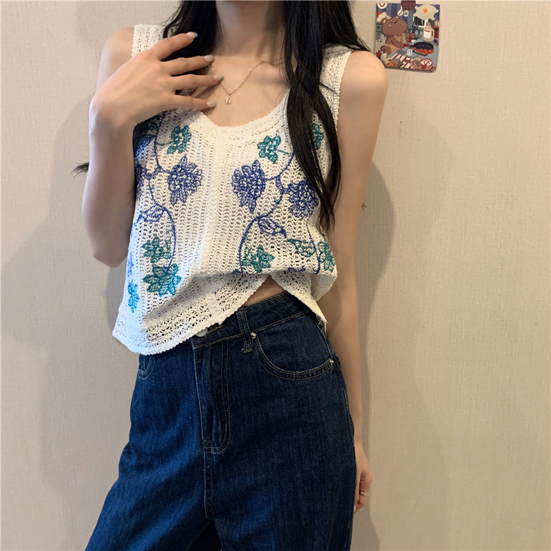 Real price ~ 2021 new cut-out knitted short flower vest vest