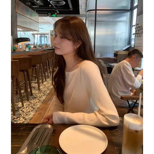 上衣女 韩国纯色简约百搭圆领长袖 秒发 OUNCE坑条打底T恤25冬新款