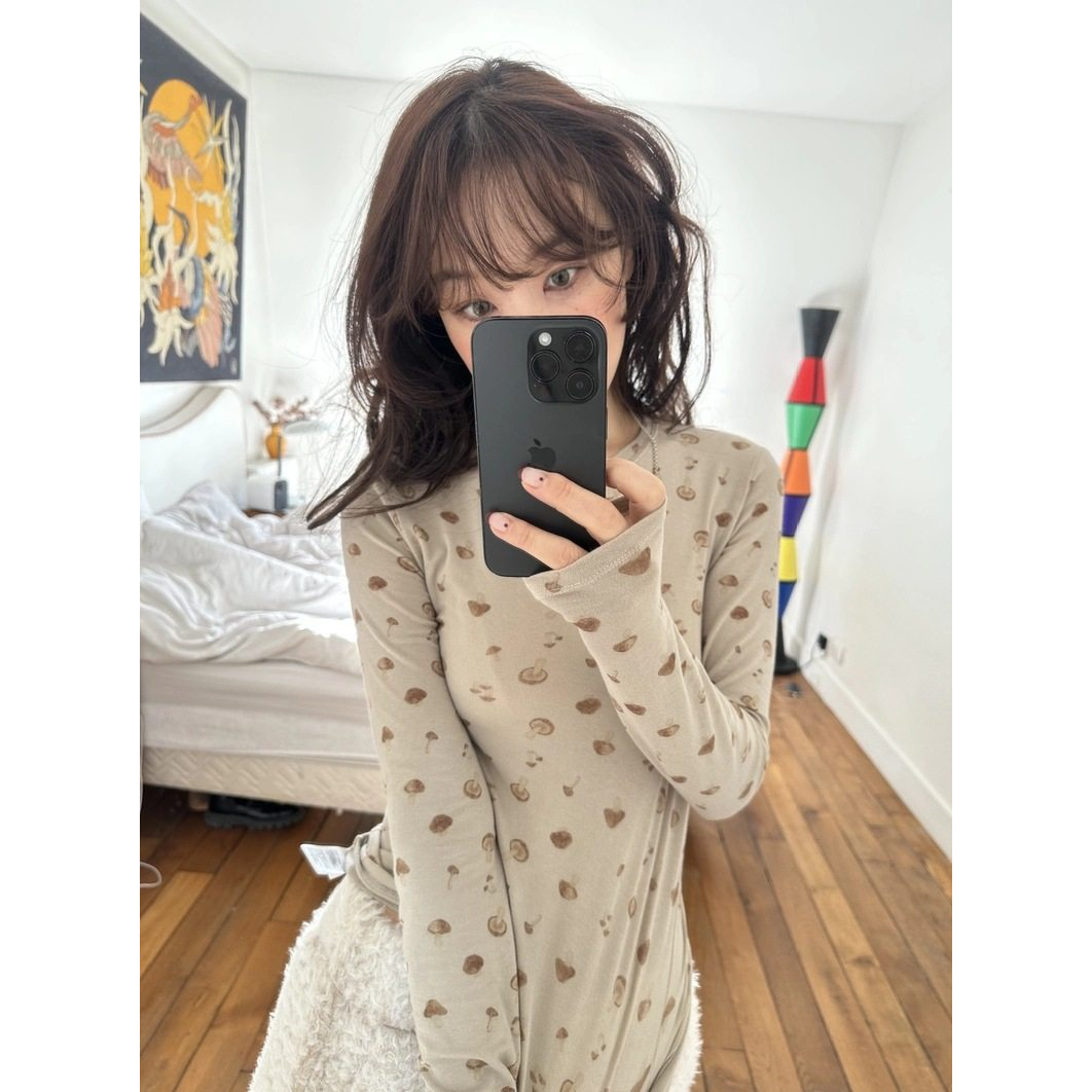 陆续！fletta蘑菇印花T恤2026新款巨好穿韩国圆领打底长袖上衣女,女装/女士精品,T恤,淘宝优惠券,粉丝福利购,淘宝优惠卷