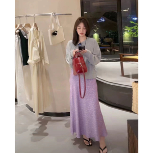 秒发！设计师款韩国2023秋季向日葵欧尼薄款落肩长袖T恤+半身裙