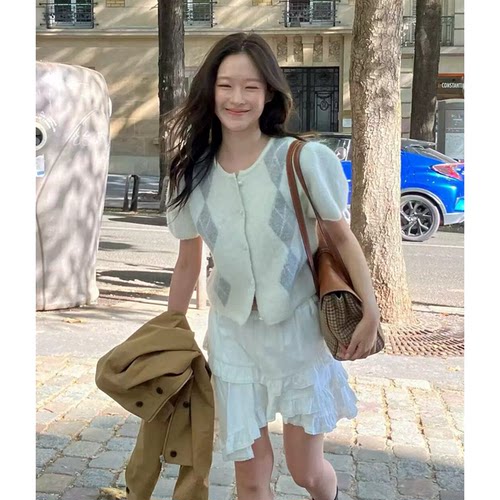 objet菱格短袖针织开衫+不规则荷叶边半身裙韩国秋季新款蛋糕裙女
