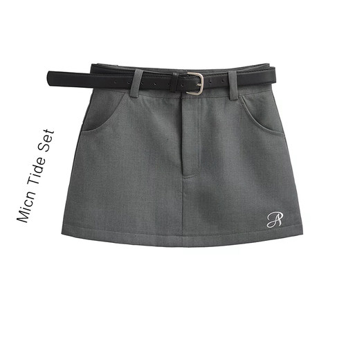 简约灰色学院西装包臀短裙