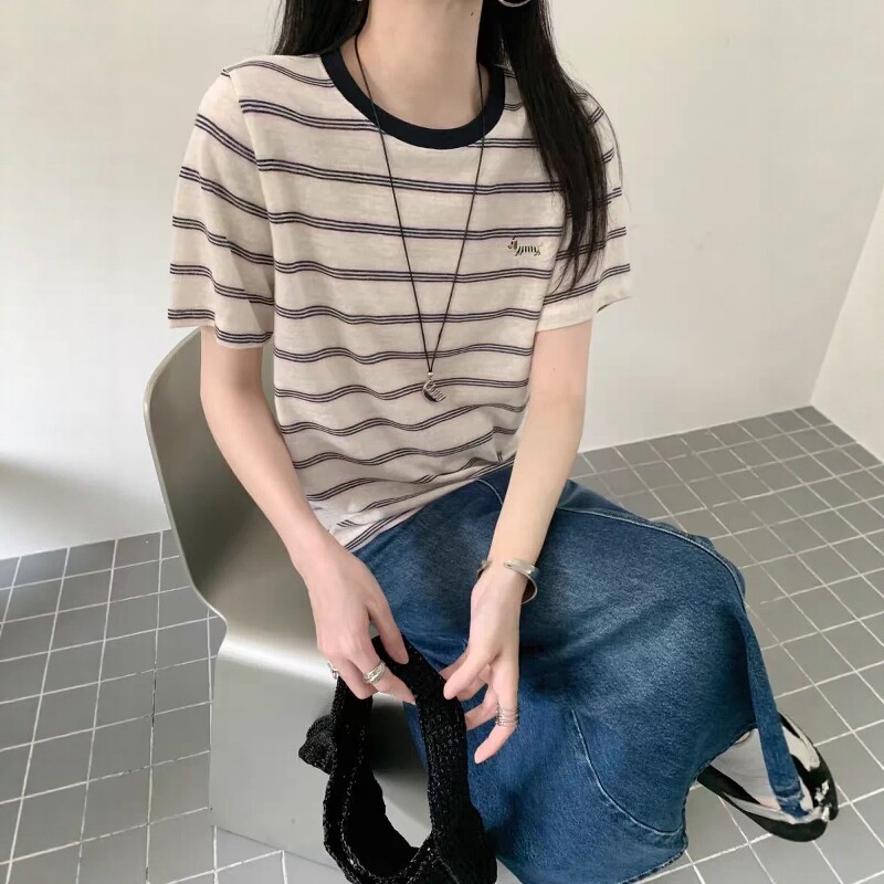 2026夏新款粉条腊肠狗刺绣撞色条纹短袖T恤韩系女减龄百搭上衣潮