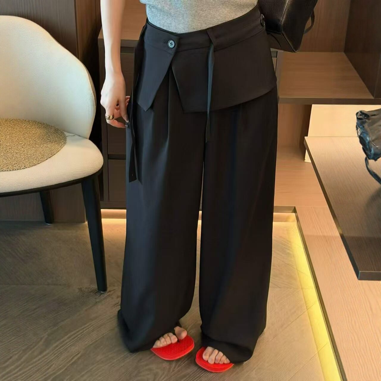 设计感可拆卸屁帘黑色西装阔腿裤女2026夏季新款宽松垂感休闲长裤