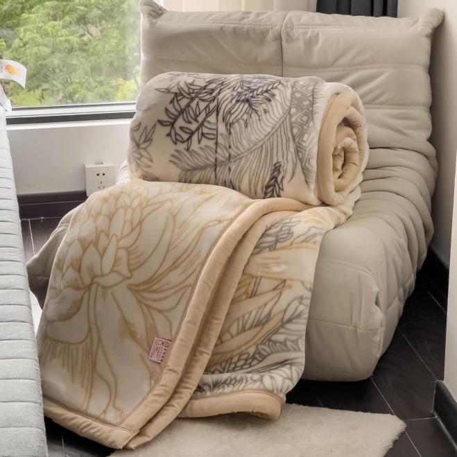 秋冬加厚双层超细柔包边云毯盖毯单人双人沙发毯办公室午睡毯