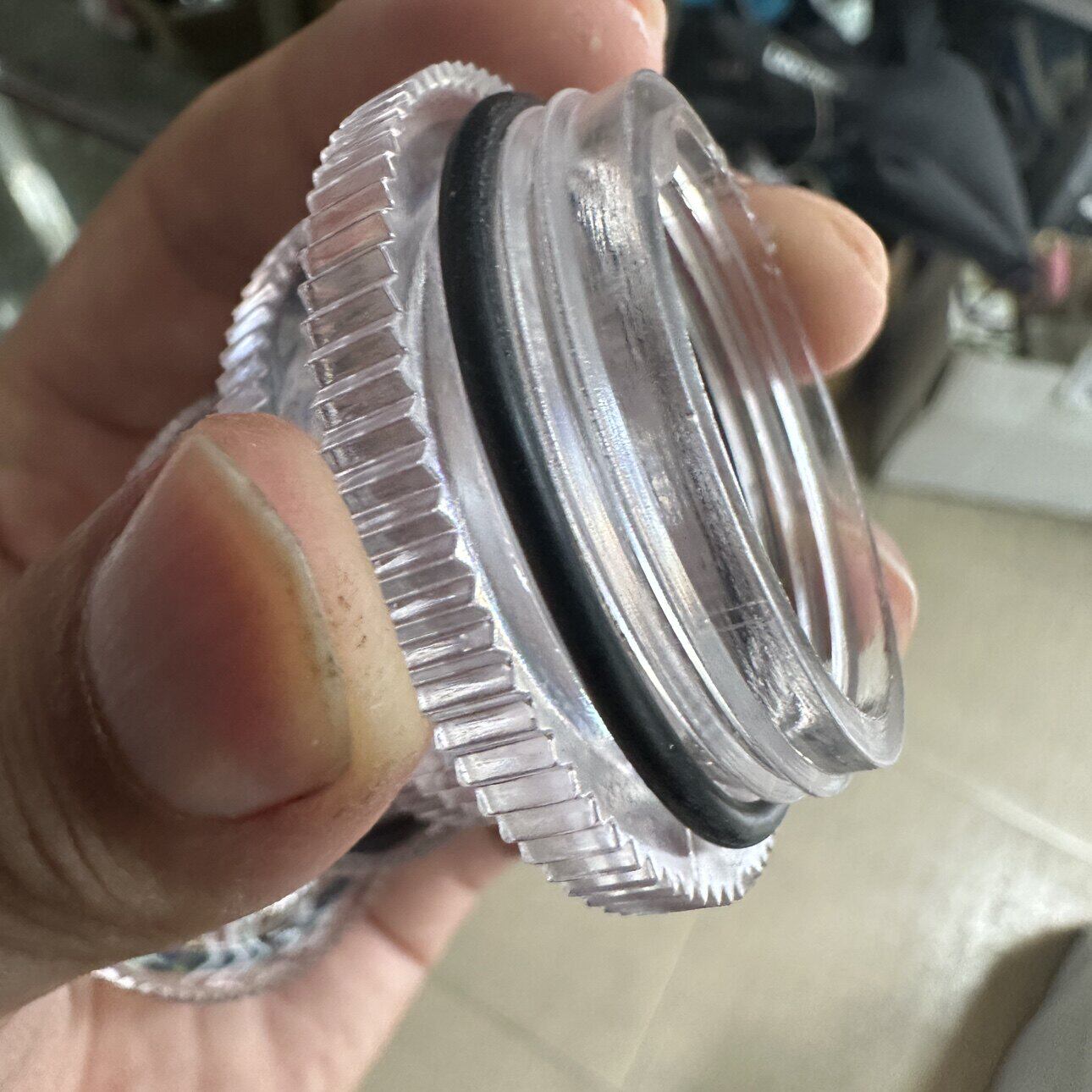 大推刀油壶盖子玻璃刀推刀油杯盖图片