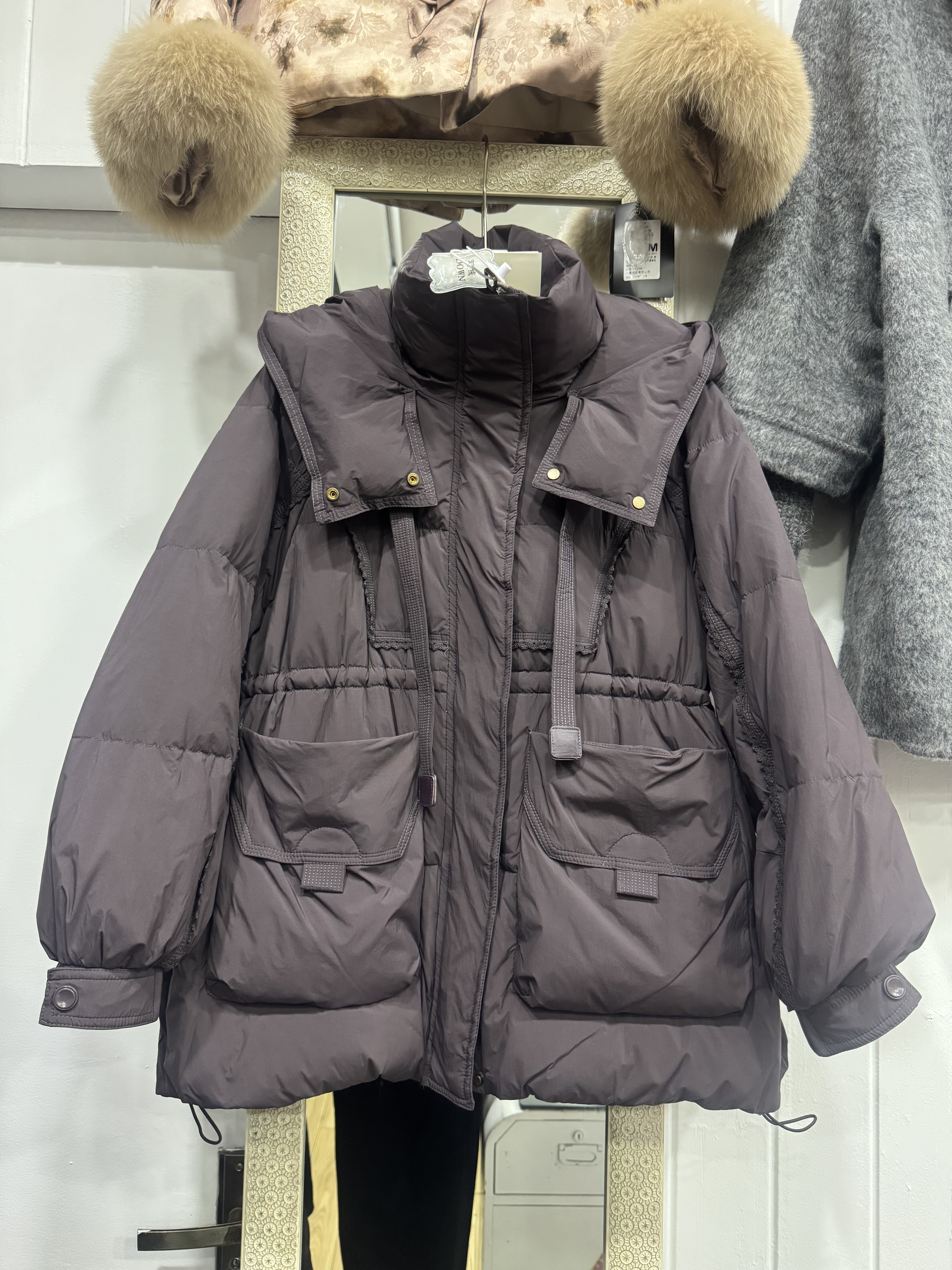 连帽抽绳蕾丝拼接羽绒服女冬季新款宽松显瘦百搭休闲加厚保暖外套