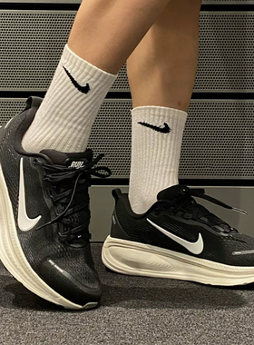 耐克/Nike Vomero 18 男款舒适低帮百搭运动跑步鞋黑色HM6803-007