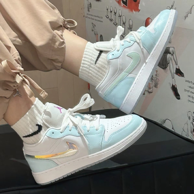 耐克/Nike Air Jordan 1 Low 冰川蓝白低帮 休闲篮球鞋HJ3481-491,运动鞋new,板鞋,淘宝优惠券,粉丝福利购,淘宝优惠卷