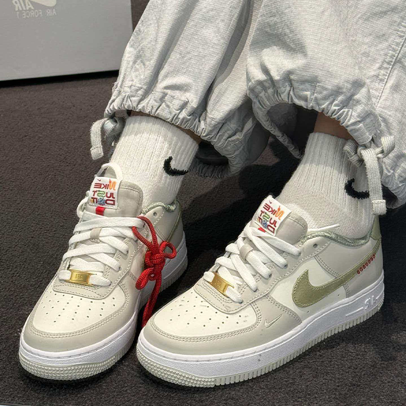 耐克/Nike Air Force 1 白绿蛇年限定低帮板鞋 HV6000-131,运动鞋new,板鞋,淘宝优惠券,粉丝福利购,淘宝优惠卷