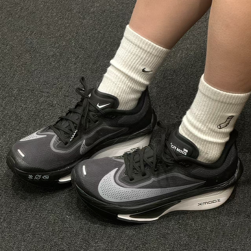 耐克/Nike Zoom Fly 6 低帮舒适百搭缓震运动跑步鞋 FN8454-001