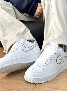 耐克/Nike Air Force 1 男款空军一号时尚透气低帮板鞋FN8349-100