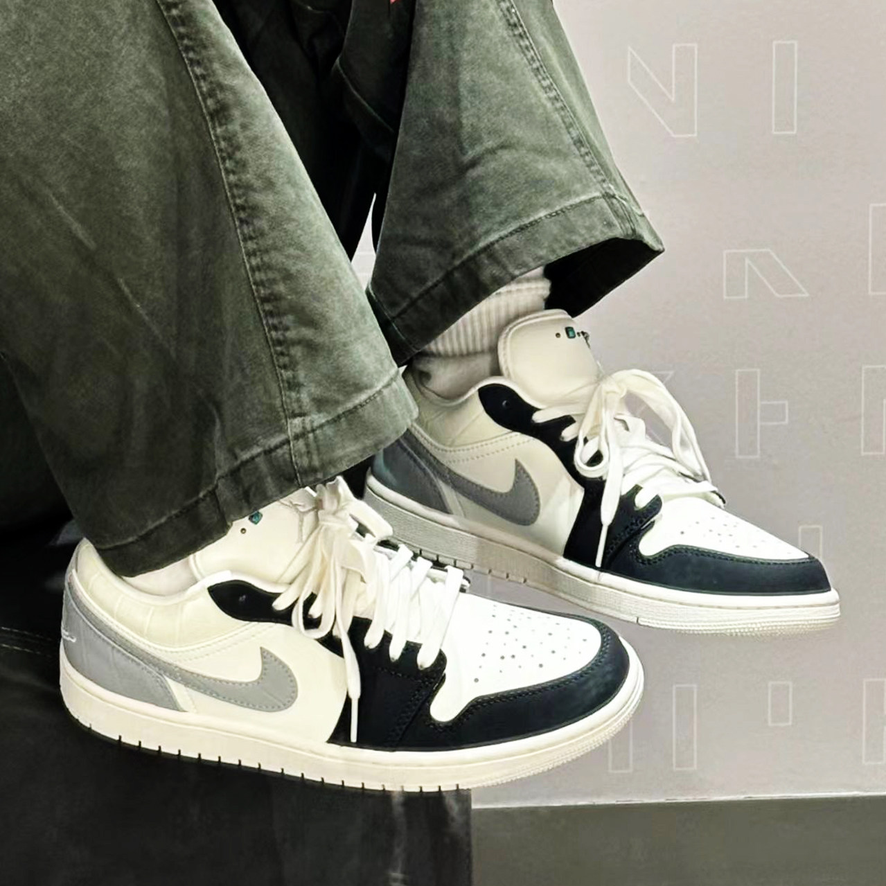 耐克/Nike Air Jordan 1 Low 低帮舒适百搭男款板鞋 IO2242-101,运动鞋new,板鞋,淘宝优惠券,粉丝福利购,淘宝优惠卷