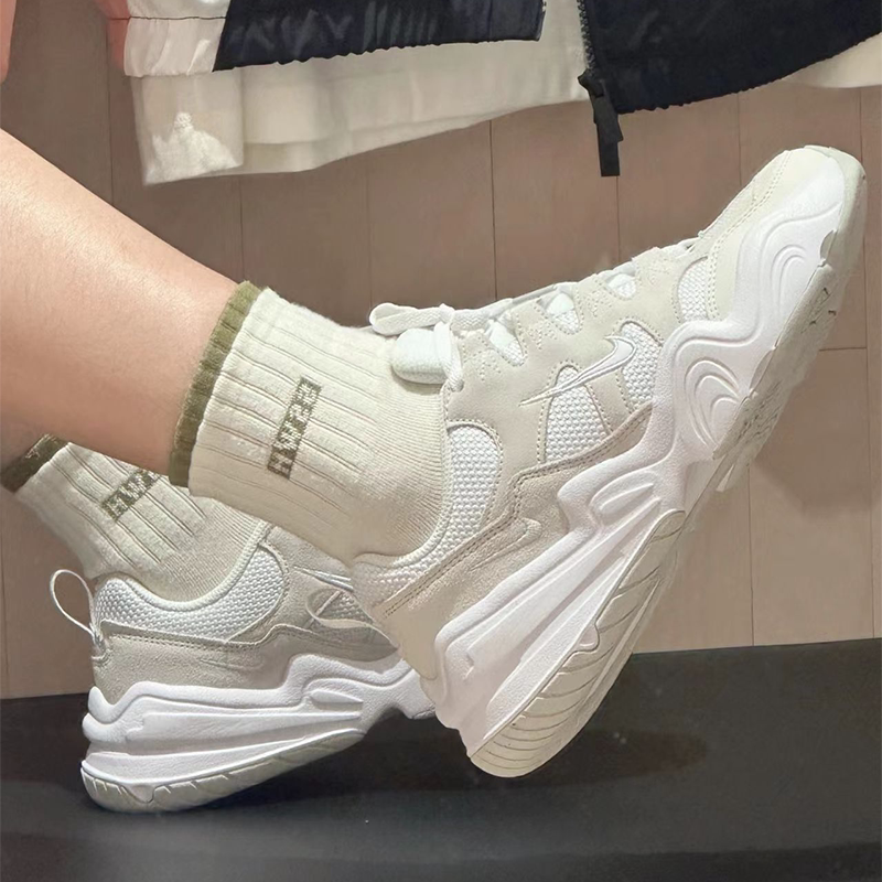 耐克/Nike Tech Hera 黑白 低帮生活舒适休闲板鞋女款DR9761-100