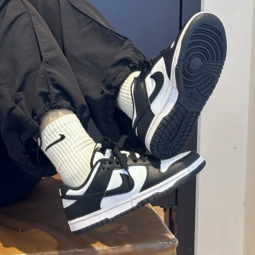 耐克/Nike Dunk 熊猫 防滑减震 低帮板鞋女款 黑白 CW1590-100