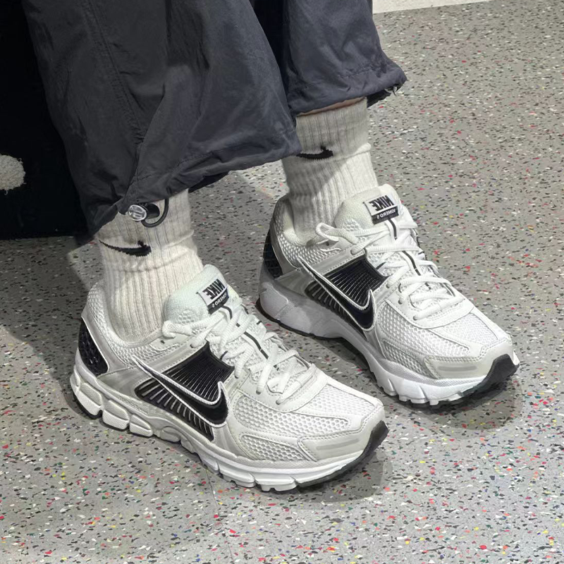 耐克/Nike Zoom Vomero 5 男款低帮复古舒适百搭老爹鞋FB9149-101,运动鞋new,板鞋,淘宝优惠券,粉丝福利购,淘宝优惠卷