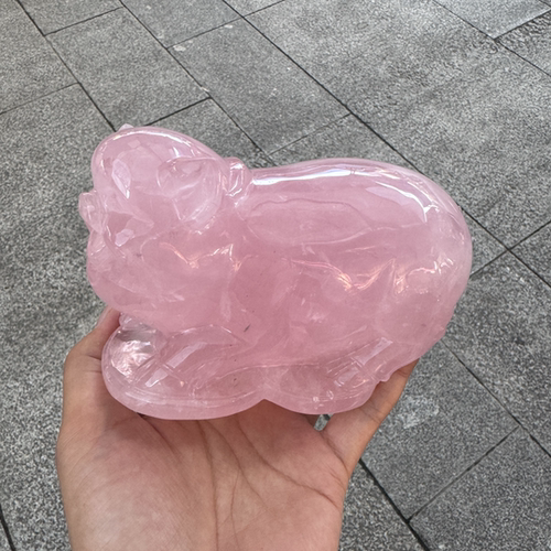 天然粉水晶雕刻猪生肖猪摆件小猪吉祥物招财镇宅高级感客厅
