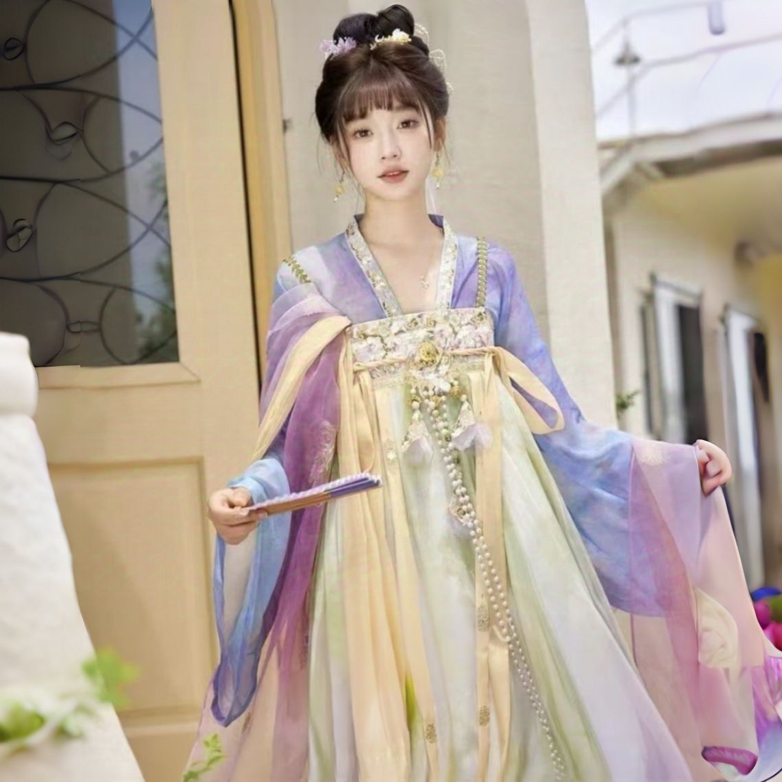十三余小豆蔻儿[寻香三千-成都博物馆联名] 齐胸襦裙唐制汉服女装图片