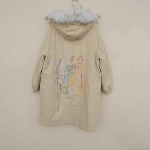 专柜正品超值真毛领厚保暖羽绒服