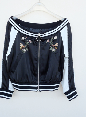 拉系列S/M/L专柜正品 女春夏薄柔亲肤舒适一字肩短外套4A0461黑色