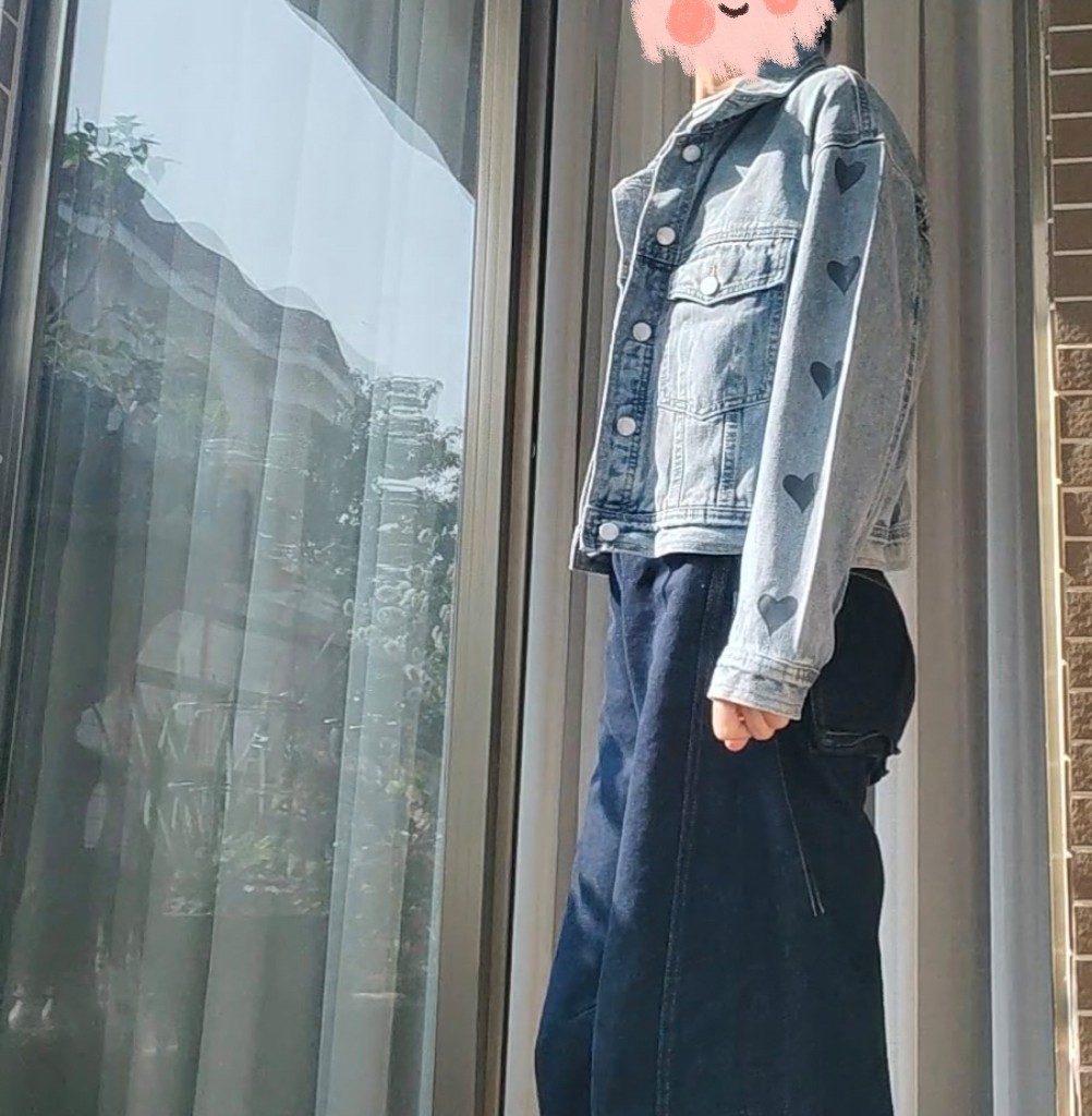 样板心形印图洗水做旧浅蓝牛仔短外套女春秋夹克 瑕疵限时特价