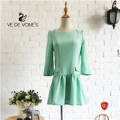 vedevones维依2016春秋新品女纯色圆领连衣裙限时促销