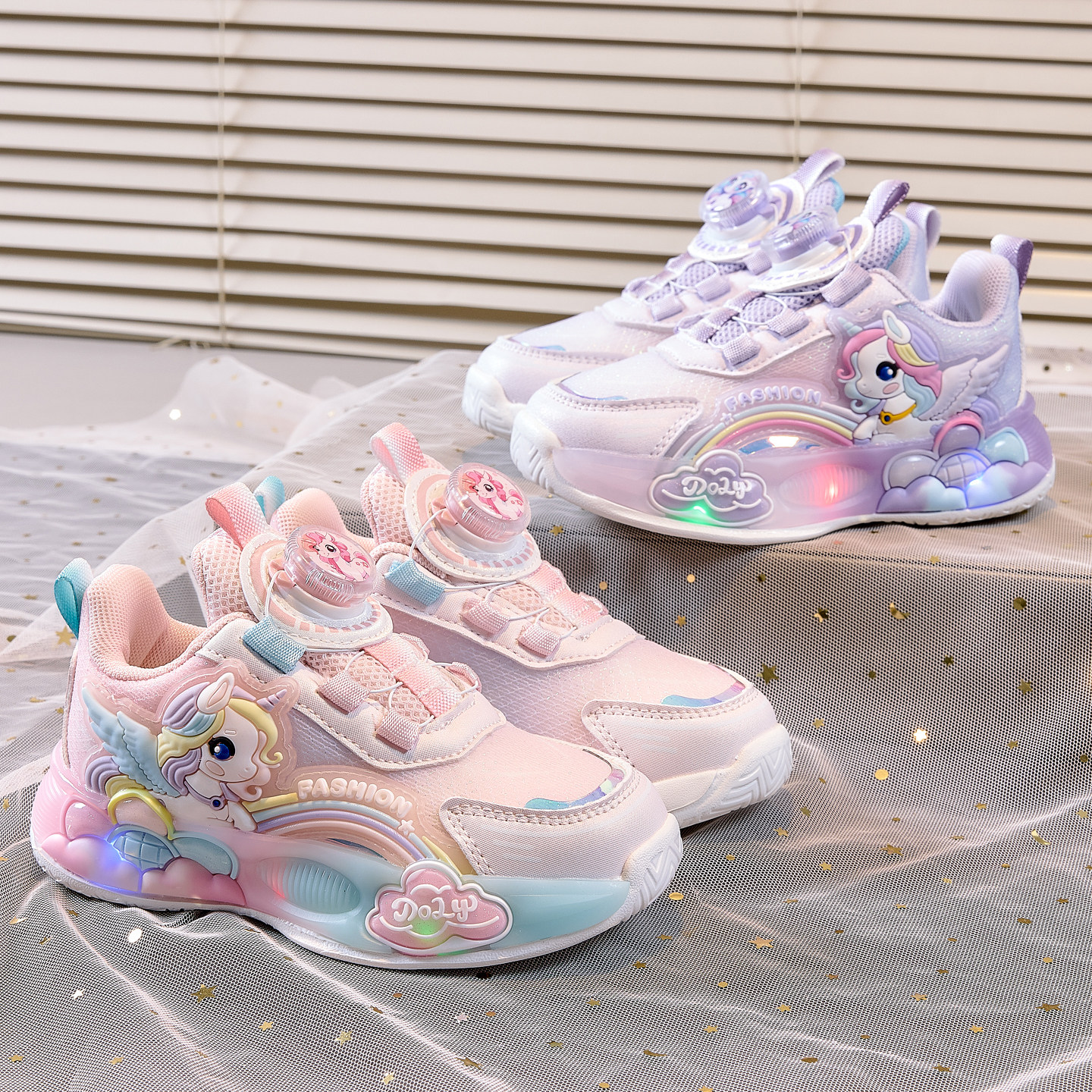 女童运动鞋2026亮灯鞋春秋新款小马宝莉双网透气旋转纽扣宝宝鞋子