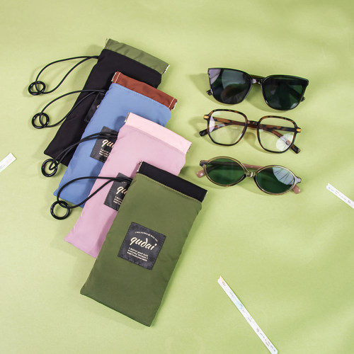 可挂眼镜收纳袋随身自动闭合防水