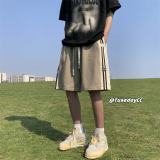卡其色