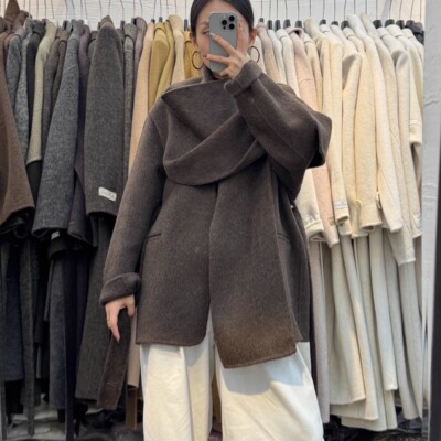 2025秋冬新款牦牛绒羊毛双面呢大衣女型感围巾披肩中长款毛呢外套