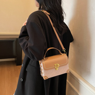 复古老花风金色五金点缀手提包斜挎包质感通勤腋下包尽显贵气女包