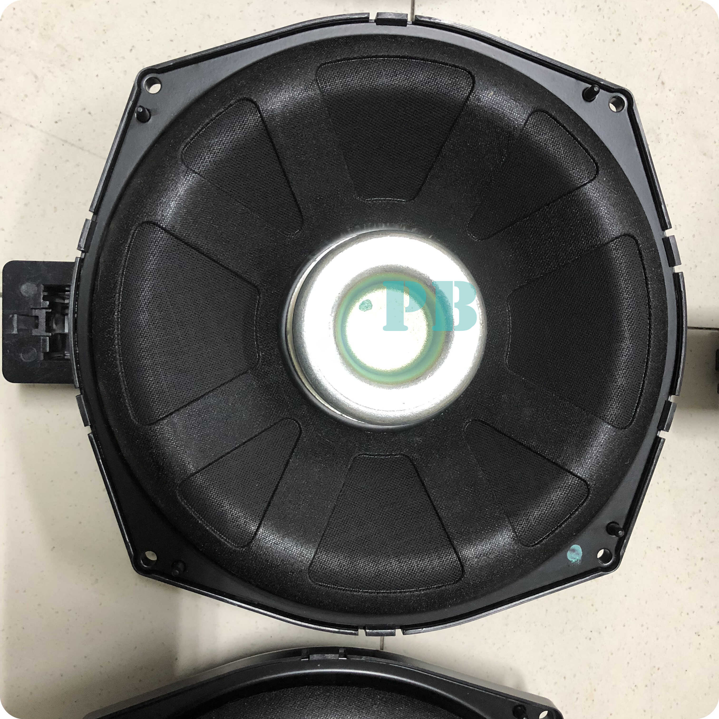 全系欧姆Ω低音喇叭BMW