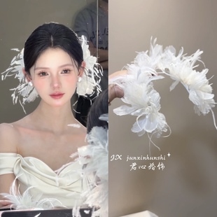 君心家 T454甜美纯白色烫花羽毛蓬松轻盈感发箍新娘饰品