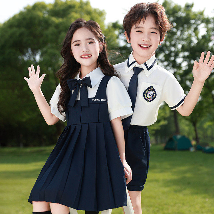 英伦风幼儿园小学生毕业演出服