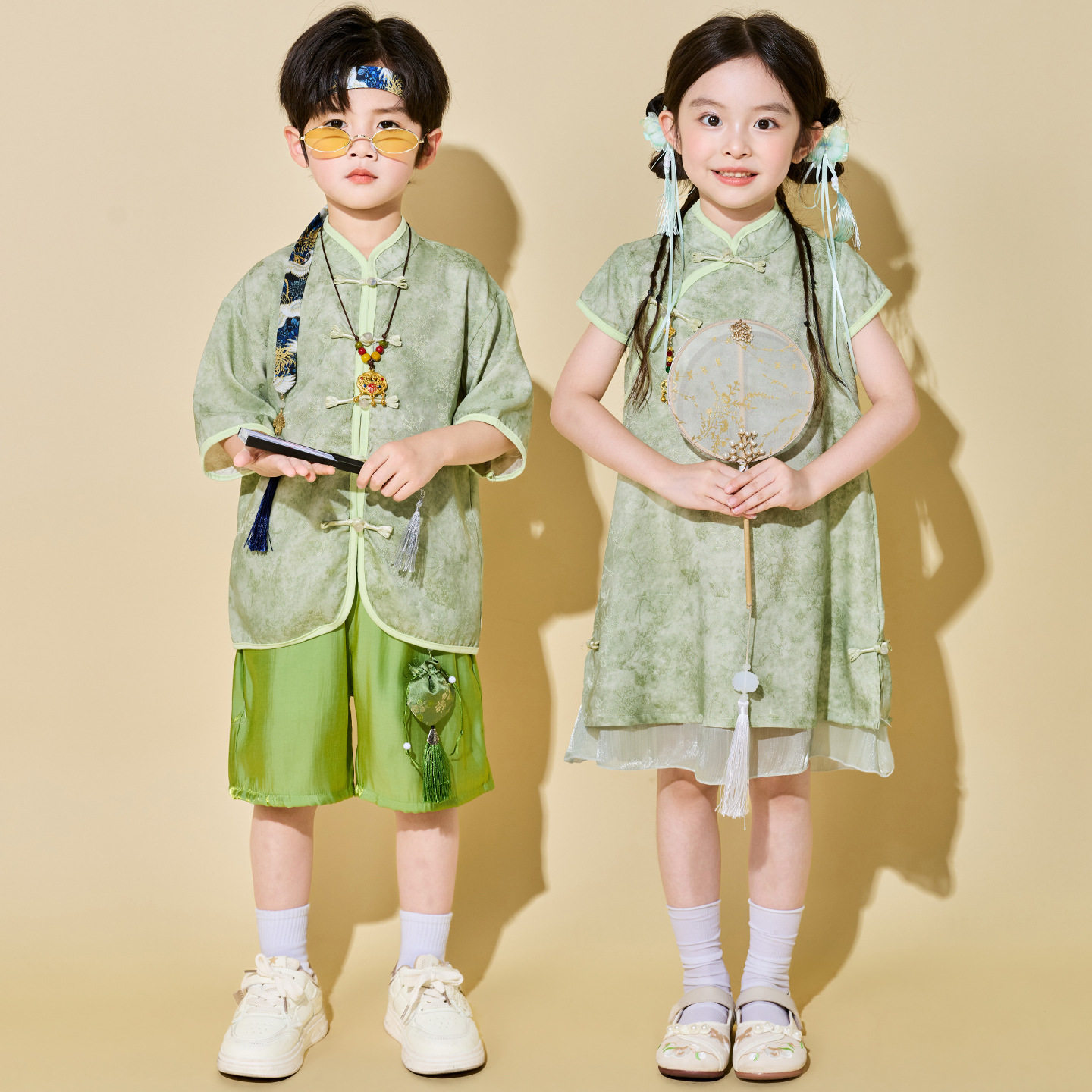 六一儿童演出服小学生运动会中国风啦啦操班服表演幼儿园合唱服装