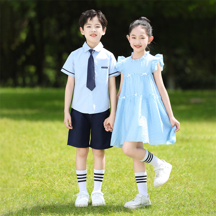 夏季浅蓝儿童校服园服套装