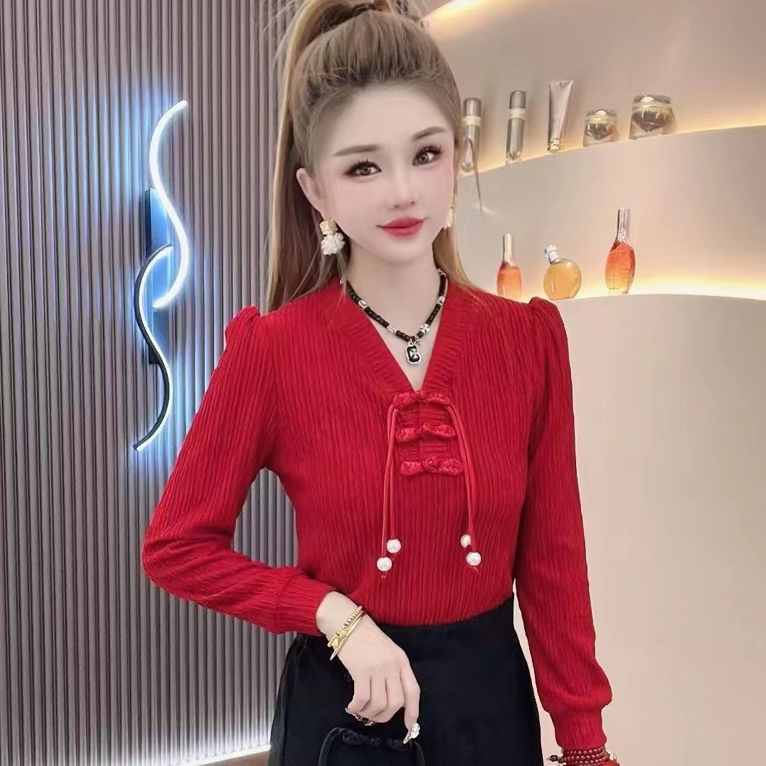 春秋修身显瘦百搭打底衫盘扣V领