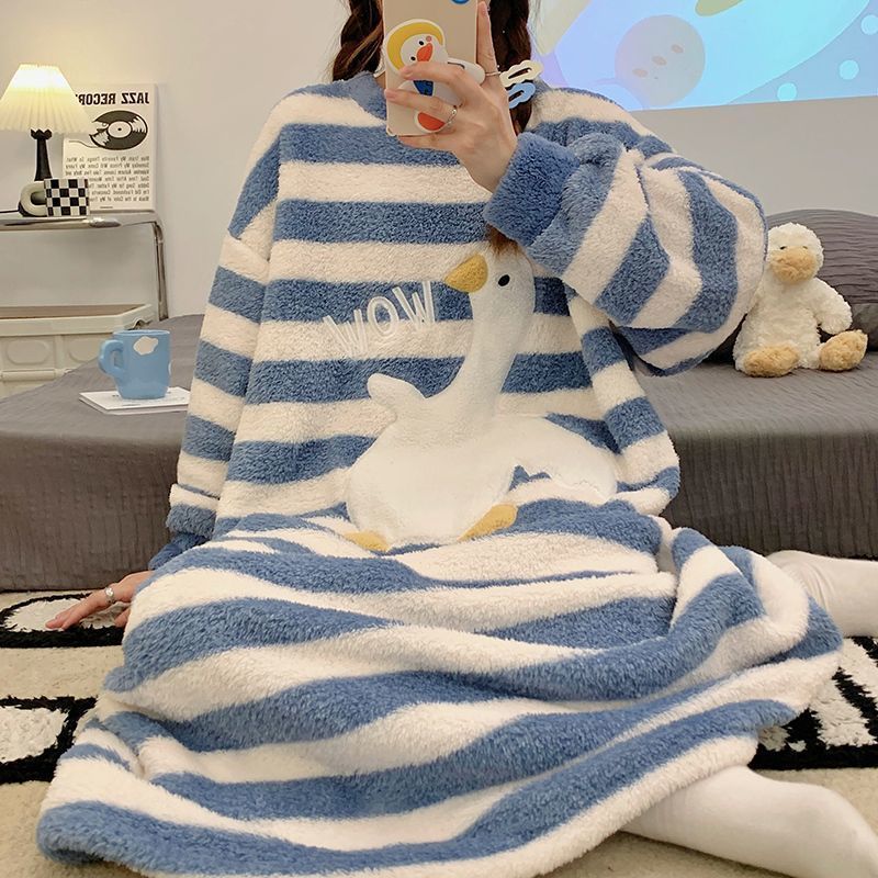 睡裙女秋冬季珊瑚绒条纹睡衣家居服法兰绒加绒加厚大码孕妇