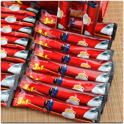 贝妮熊三合一炭烧风味咖啡特浓速溶咖啡粉提神学生条装下午茶饮料