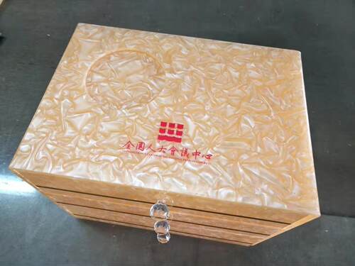 盒子化妆品手镯广州伟业整理防尘