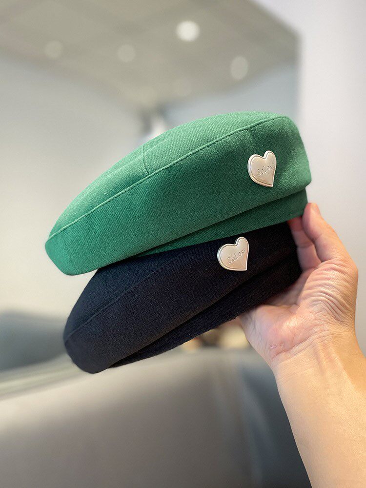 HONG KONG PURCHASING JAPANESE SWEET LOVE BERET HAT WOMENS AUTUMN AND WINTER NET RED WOOLEN VINTAGE PAINTER HAT BUD HAT