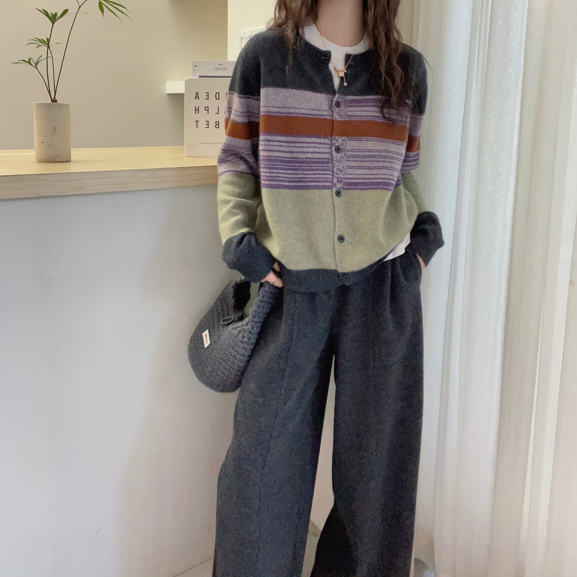 欧洲站2025春季新款欧货潮圆领条纹山羊绒针织开衫女羊毛软糯毛衣